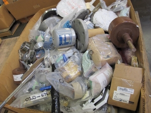 (5 PALLETS) DID SOMEONE SAY SCRAP METAL? MISC STL AND METAL PARTS. LOADING & HANDLING FEE $30-4616